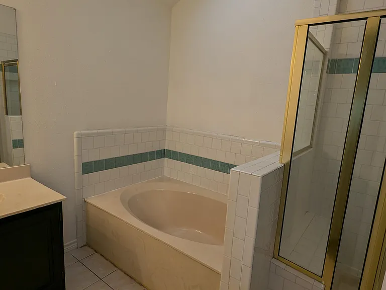 9202 Proclamation Dr — Photo 19