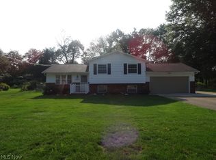 8579 Elmfield St NW, Canal Fulton, OH 44614