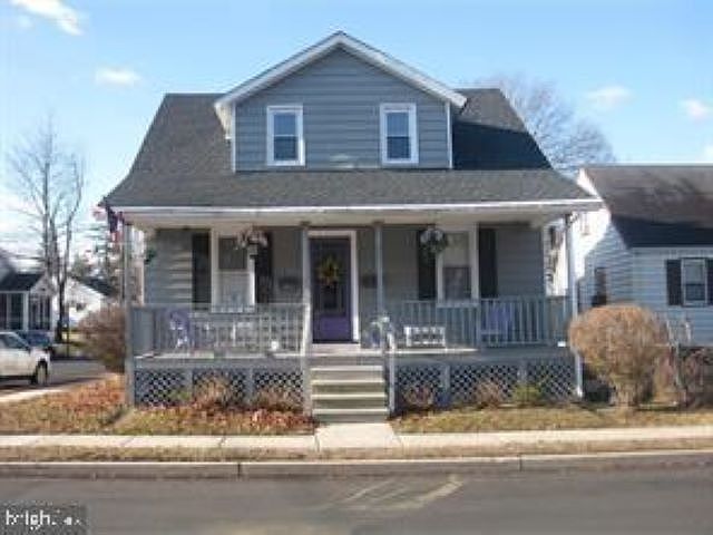 1st image of 929 Johnston Ave #2
