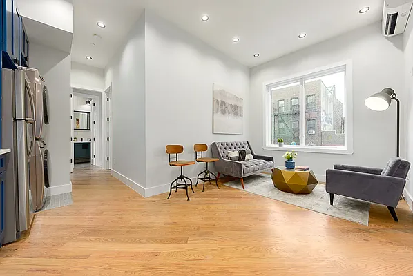 Rented by Hagstrom Management Inc | media 61