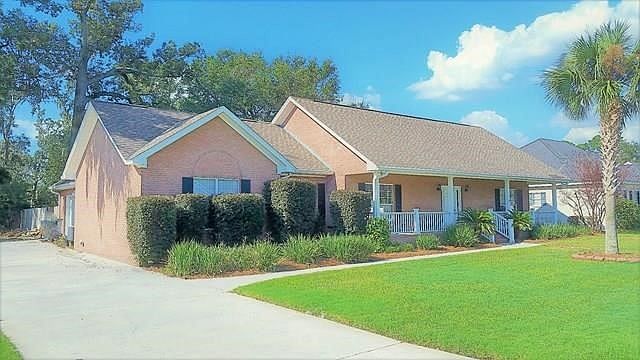 1st image of 130 Stately Oaks Cir