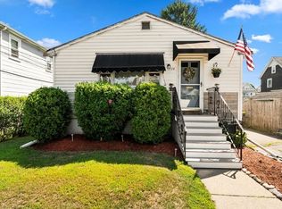 28 Beaufield St, Dorchester, MA 02124