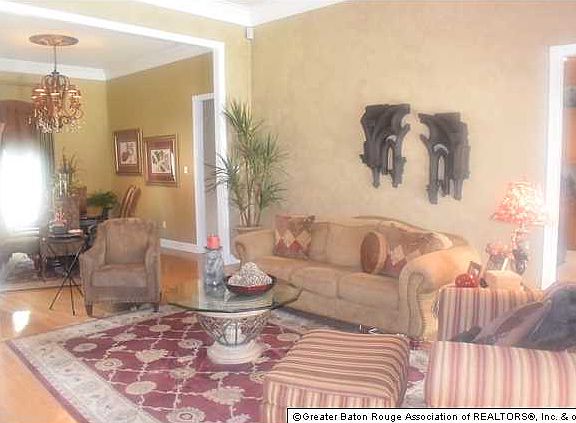 5th image of 37297 Lakeshore Ave