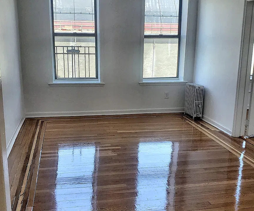 1082 President St #45