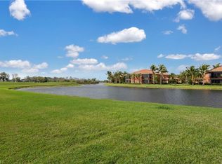 6553 Castlelawn Pl, Naples, FL 34113
