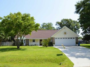 615 Tantallon Dr, Ocean Springs, MS 39564