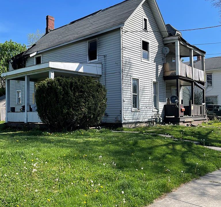 1st image of 360 Franklin St