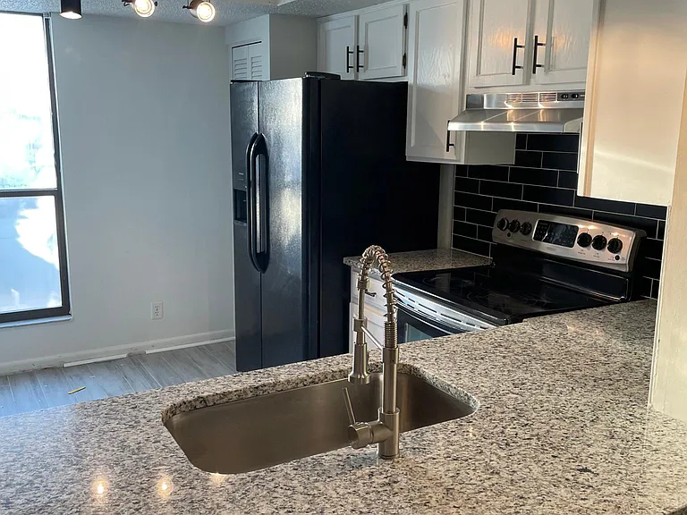 1533 Nicholson Rd #1 — Photo 3