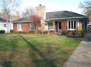 1220 N Washington St, Owosso, MI 48867