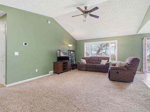 5th image of 308 Nichole St