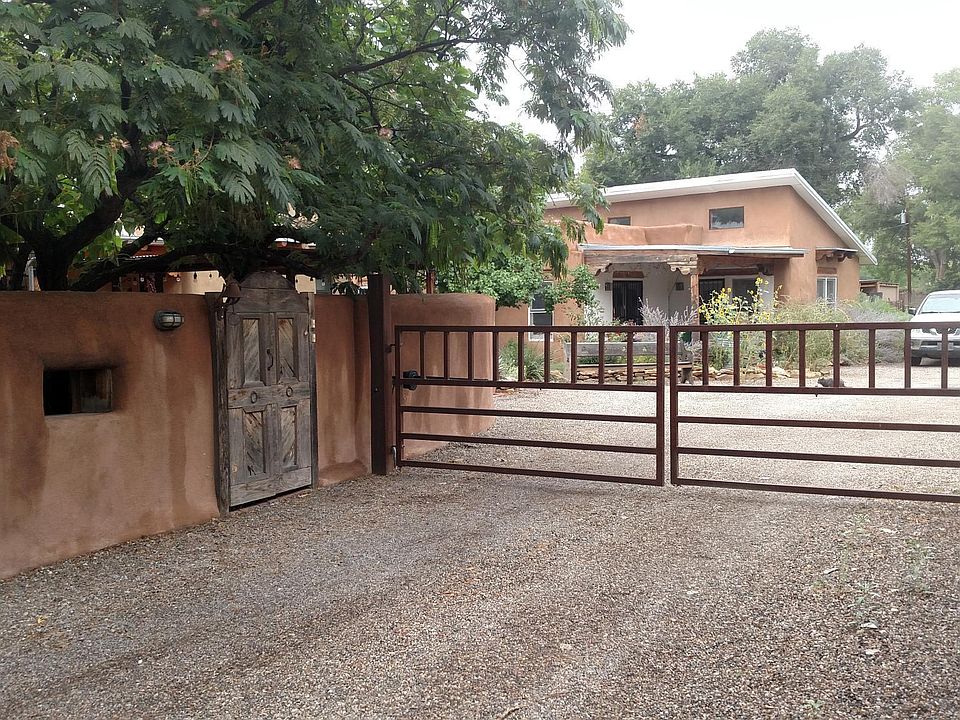 Street Entrance with secure gate