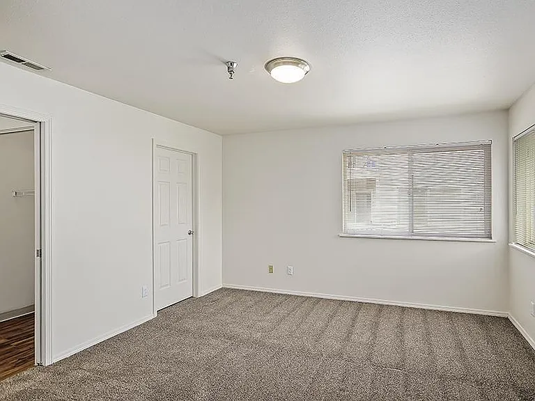 Orchard Place — Photo 4