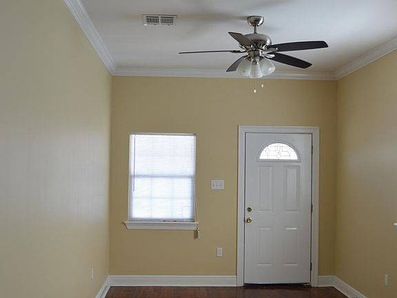 3rd image of 2532 Pauger St