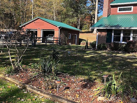 4th image of 468 Crestview Dr