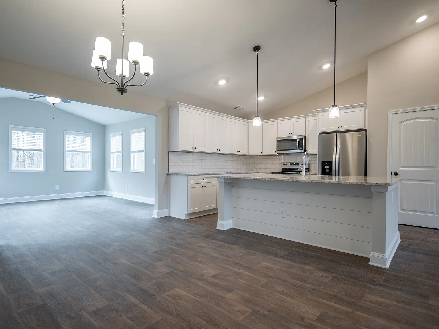 1363 Lackey Rd — Photo 3