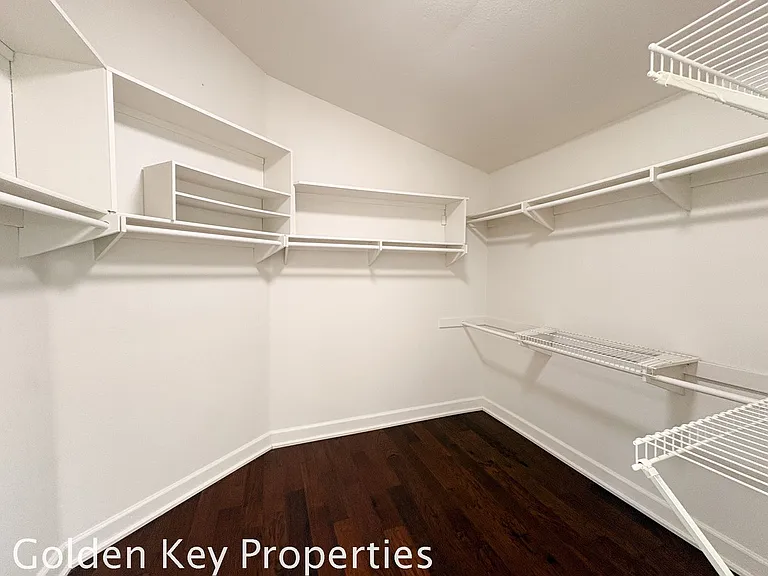 3274 San Tomas Dr — Photo 24