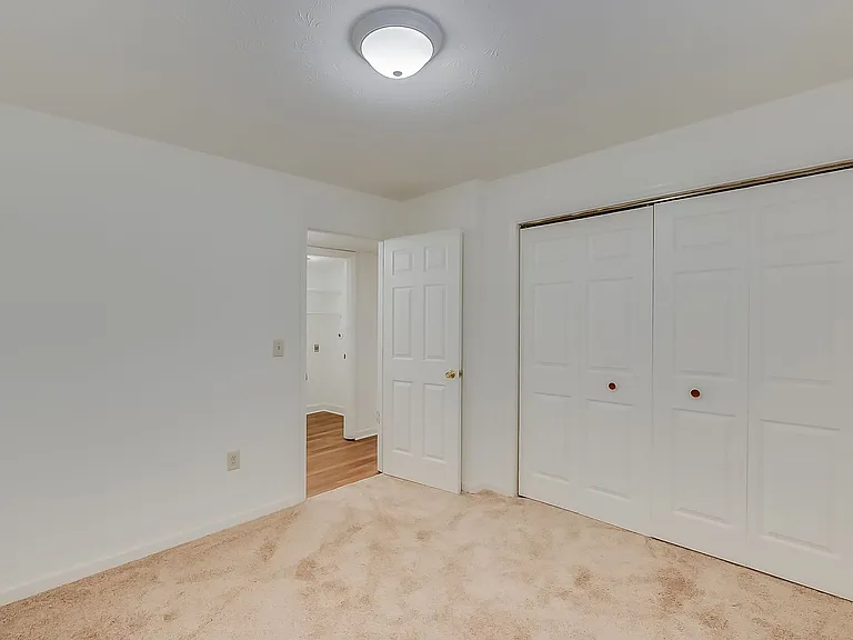 Allison Heights — Photo 12