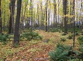 Cr Kb, Marquette, MI 49855