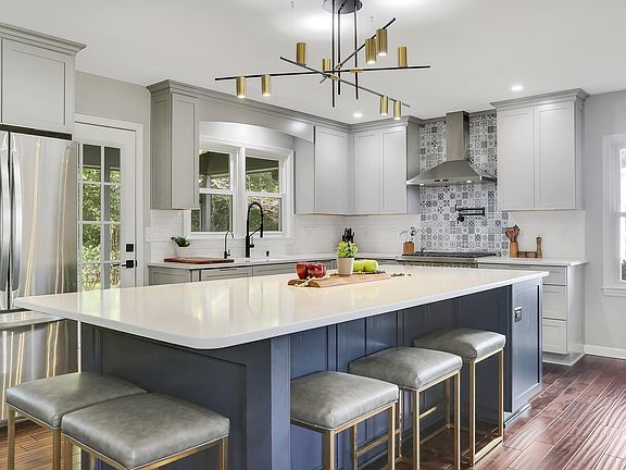 2nd image of 7228 Orchard Trce