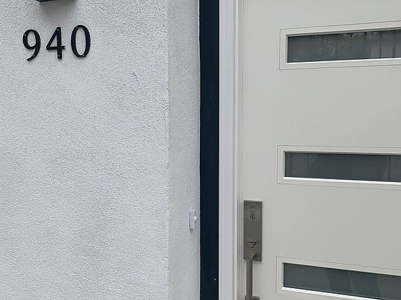 2nd image of 940 S 28th St #940