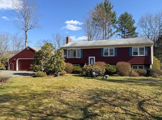 95 Amber Dr, East Bridgewater, MA 02333