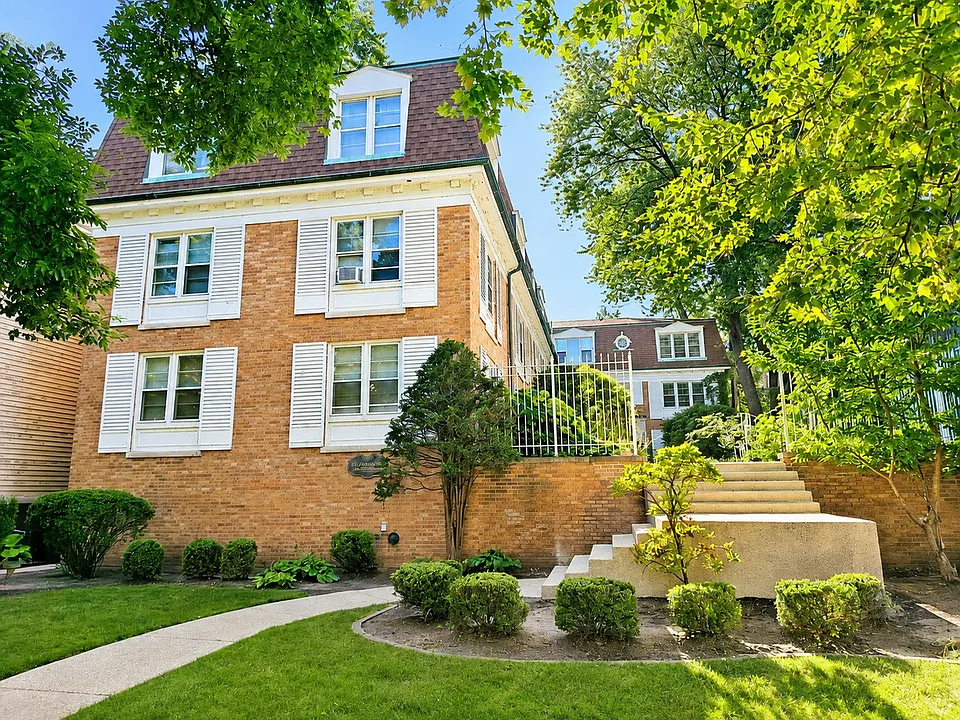 2038 Sherman Ave #3A