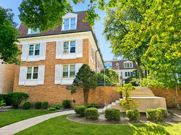 2038 Sherman Ave APT 3A, Evanston, IL 60201