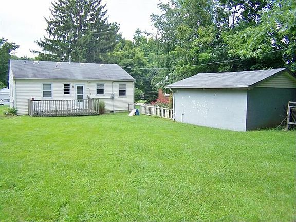 3rd image of 849 Furlong Dr