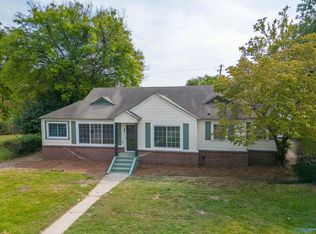 916 S 5th St, Gadsden, AL 35901