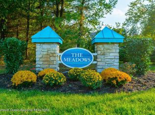 33 Woodspring Ln, Whiting, NJ 08759