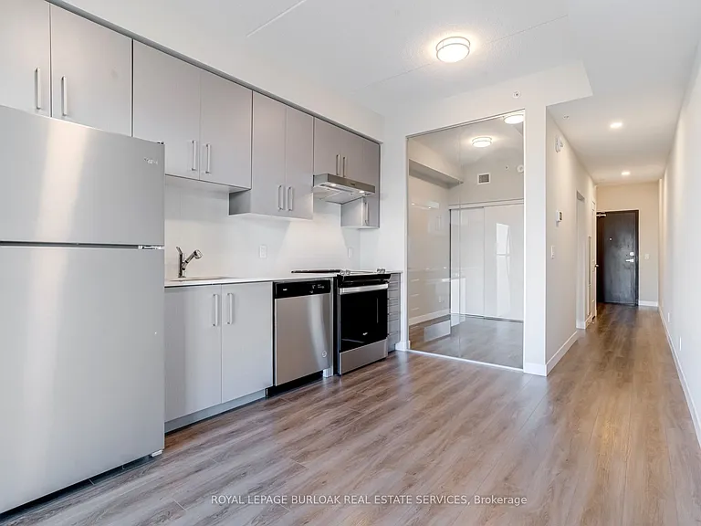 15 Queen St S #1506 — Photo 5