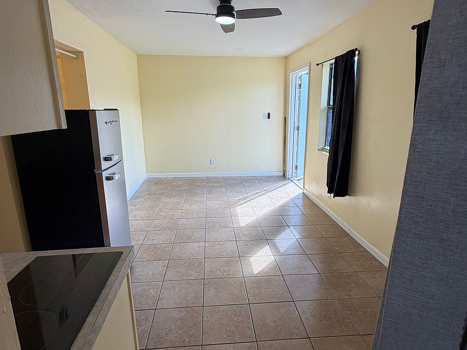 1st image of 269 Silver Beach Rd #3