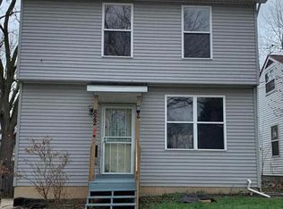 822 Clyde St, Lansing, MI 48915