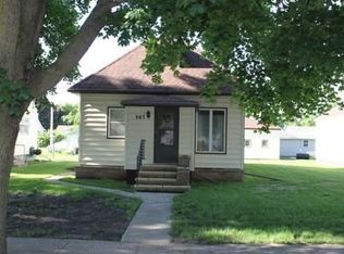 502 S Main St, George, IA 51237