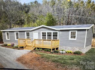 Kelly Hunter Rd, Marshall, NC 28753