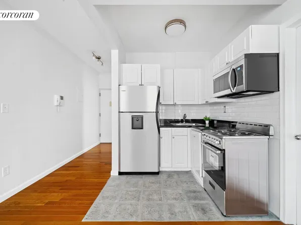 220 West 111th Street image 3 of 7