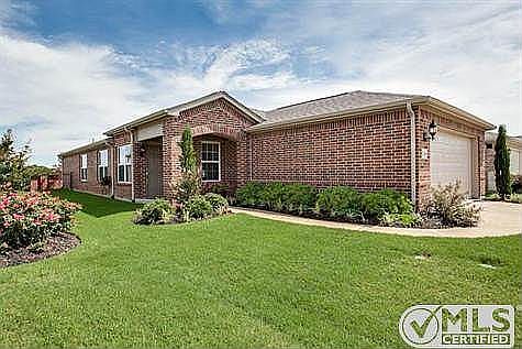 3rd image of 1368 Troon Dr