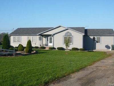 2443 Burke Rd, Fowlerville, MI, 48836