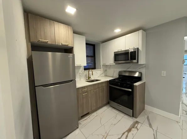 40 Bergen Ave #77E, Jersey City, NJ 07305