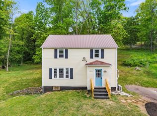 5074 E Lee Hwy, Max Meadows, VA 24360