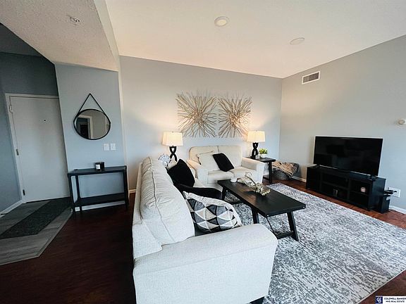 3rd image of 100 N 12th St APT 703