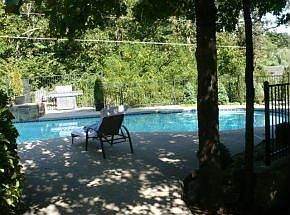 2nd image of 103 Hidden Valley Dr