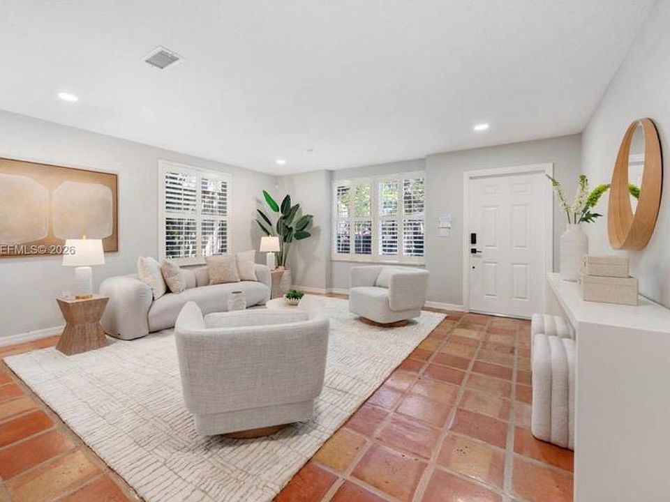 1st image of 3282 Gifford Ln