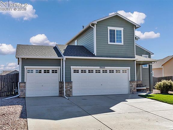 2nd image of 10660 Deer Meadow Cir