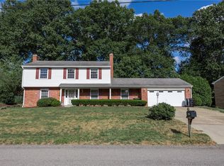 2095 Menold Dr, Allison Park, PA 15101