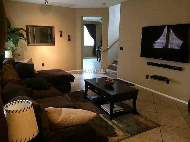 1st image of 10149 Hollis Mountain Ave