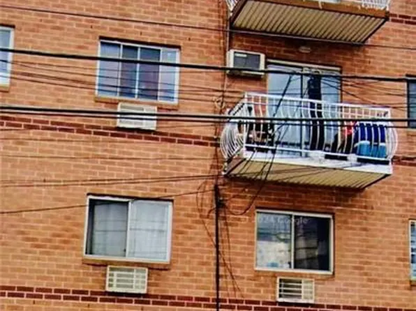 3343 Union St, Flushing, NY 11354