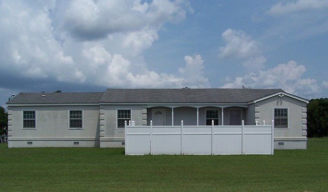 1st image of 300 Marlow Dr
