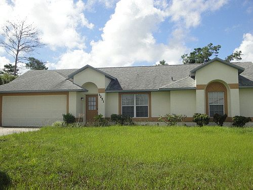 1st image of 3251 Amber St