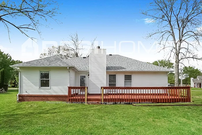 115 Cedar Breeze Ln — Photo 12